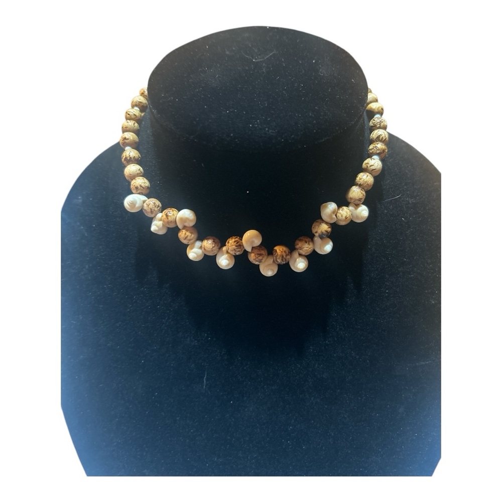 Snail Shell Choker Necklace